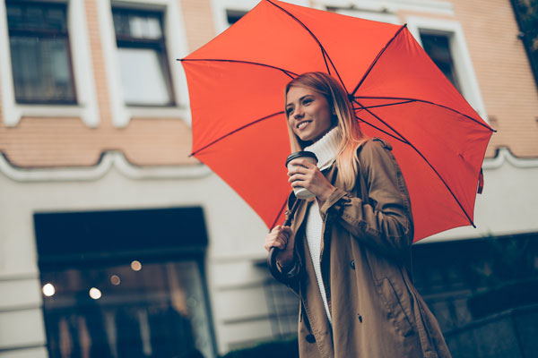 EIN WAHRER WERBEARTIKEL-KLASSIKER: DER REGENSCHIRM